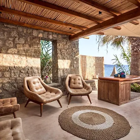 Hippie Chic Hotel Agios Ioannis Diakoftis