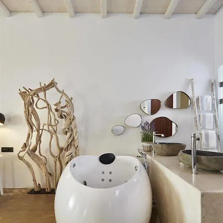 Hippie Chic Hotel 3*