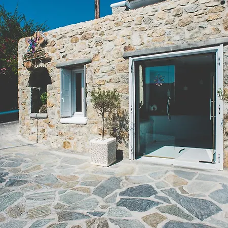 Hippie Chic 3* Agios Ioannis Diakoftis