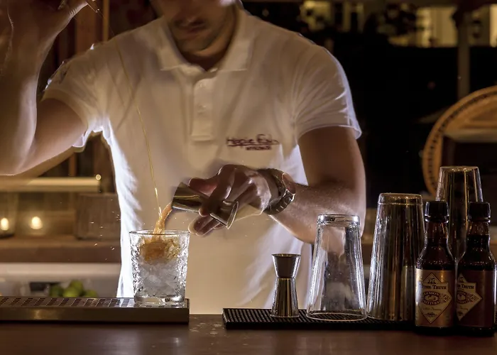 Hippie Chic Hotell Agios Ioannis Diakoftis